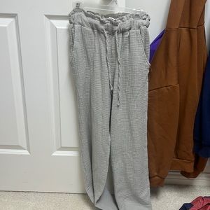 Great condition gray linen pants